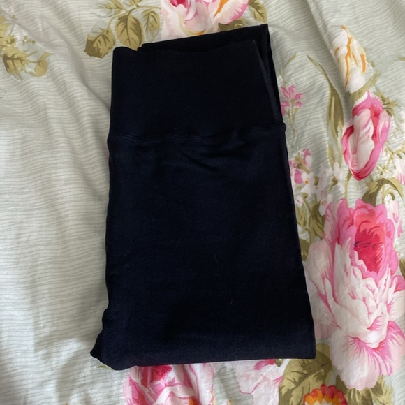 FABLETICS LEGGINGS - Picture 2 of 4